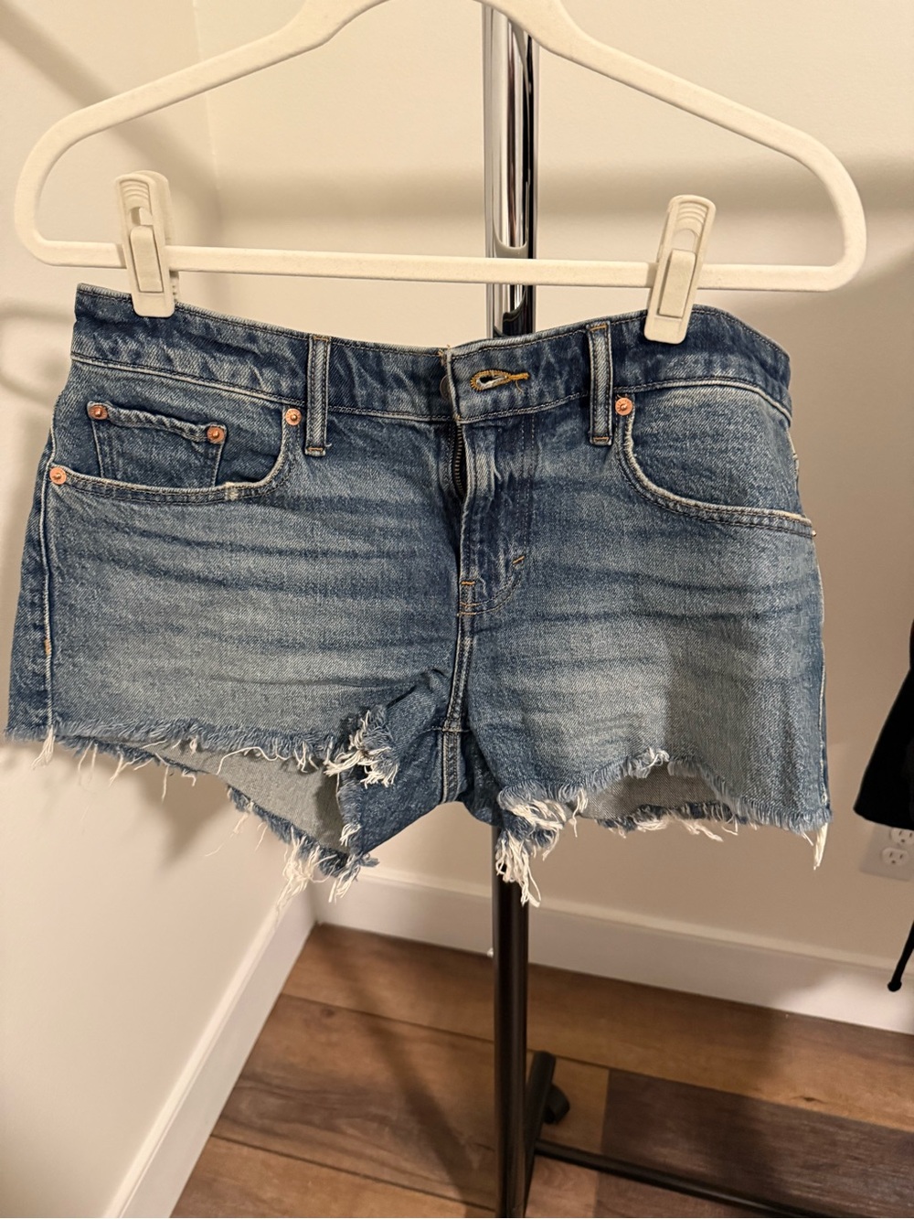 Lucky Denim Cutoff Frayed Hem Mid Rise Boy Shorts
